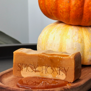 Мило Spicy Honey із преміальної колекції Not Perfection, з додаванням пюре гарбуза та меду.
